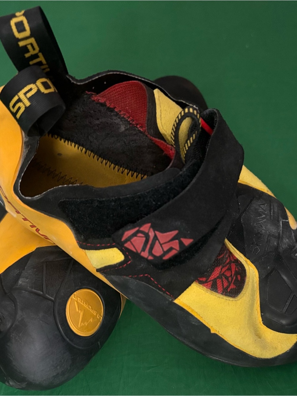 La Sportiva Yellow & Black Climbing Shoes - Hook-and-Loop